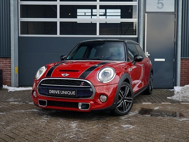 Occasion Mini Cooper Business 170 PK (125 kW) 2015 Rood Hatchback