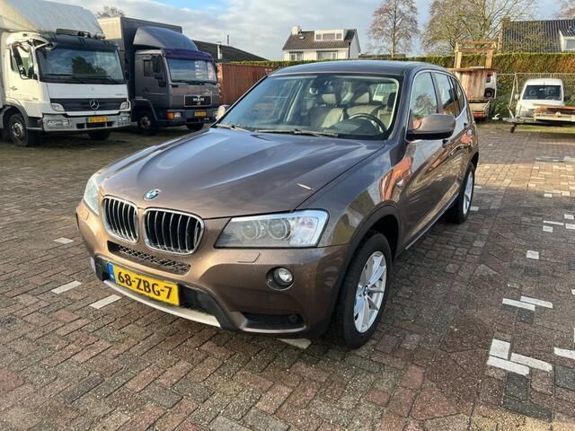 Bruin Gebruikt 2012 BMW X3 Executive SUV | € 12.950 - Afbeelding 1/4