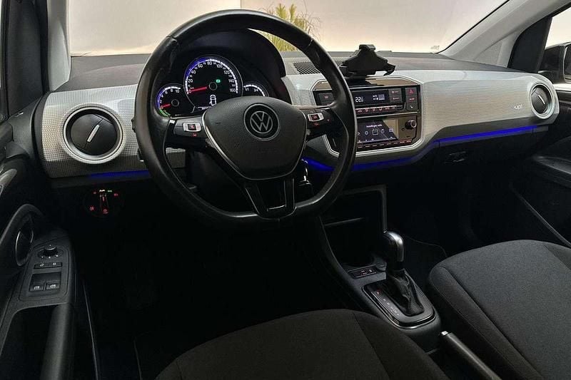 Occasion VW e-up! Style 61 kW (83 PK) 2022 Black pearl Hatchback