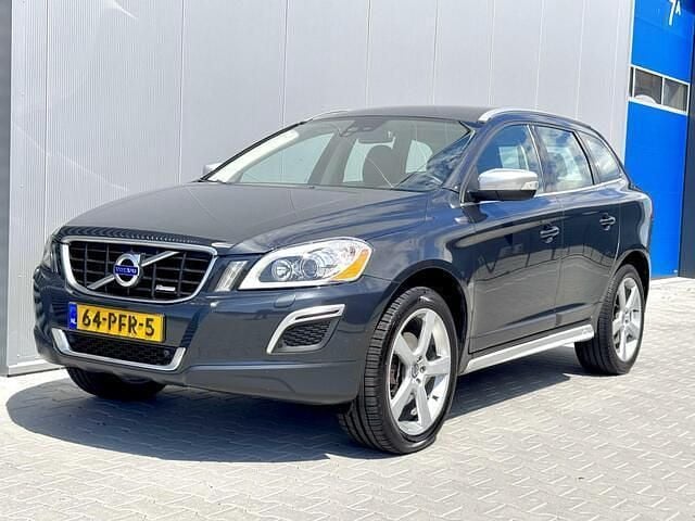 Grijs Gebruikt 2011 Volvo XC60 R-Design SUV | € 12.990 (Eerlijke prijs) - Afbeelding 1/4