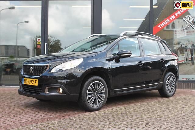 Zwart Gebruikt 2017 Peugeot 2008 SUV | € 8.440 (Eerlijke prijs) - Afbeelding 1/4