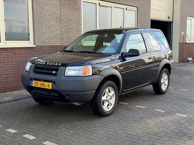 Zwart (metallic) Occasion 2000 Land Rover Freelander SUV | € 995 (Super prijs) - Afbeelding 1/4