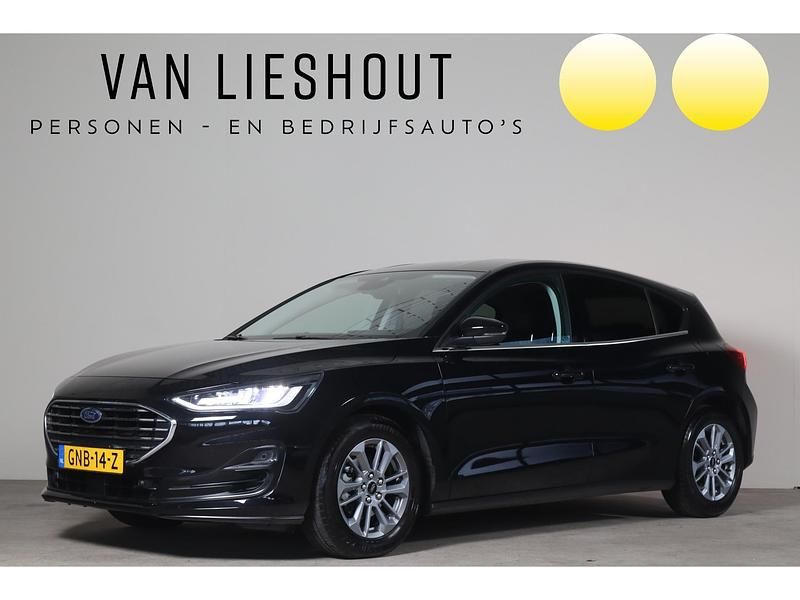 Zwart Gebruikt 2024 Ford Focus Titanium Hatchback | € 19.900 (Goede deal) - Afbeelding 1/4