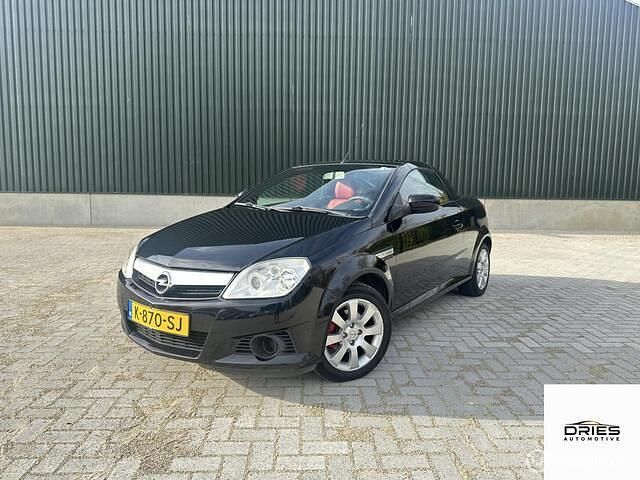Zwart Gebruikt 2005 Opel Tigra Enjoy Cabriolet | € 2.450 (Iets duurder) - Afbeelding 1/4
