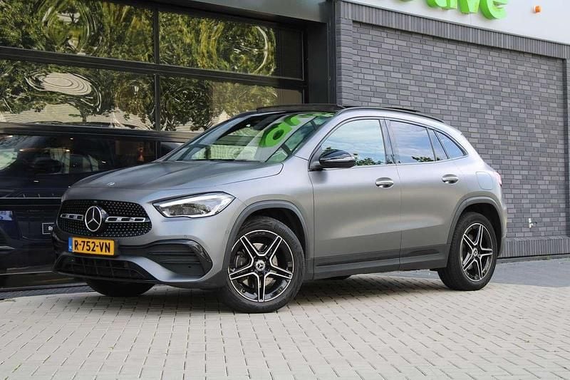Occasion Mercedes GLA250 Business 218 PK (160 kW) 2022 Grijs SUV