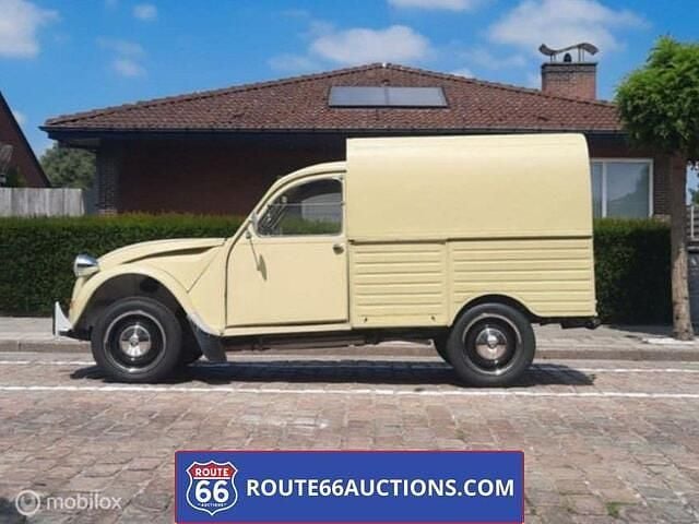 Zwart Gebruikt 1975 Citroën 2CV | € 8.500 - Afbeelding 1/4