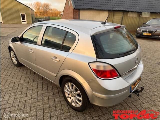 Occasion Opel Astra Enjoy 105 PK (77 kW) 2004 Grijs Hatchback