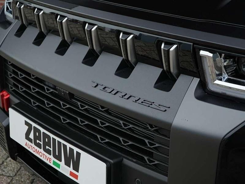 Occasion Ssangyong (KGM) Torres 207 PK (152 kW) 2025 Zwart SUV