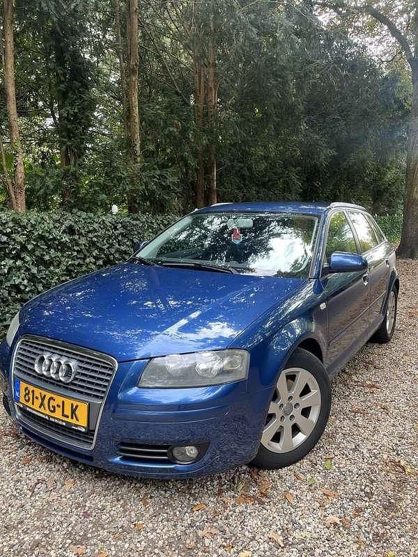 Blauw Occasion 2007 Audi A3 Ambition Hatchback | € 3.000 (Goede deal) - Afbeelding 1/4