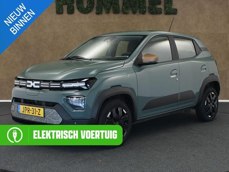 Groen Gebruikt 2025 Dacia Spring Extreme Hatchback | € 16.945 (Eerlijke prijs) - Afbeelding 1/4