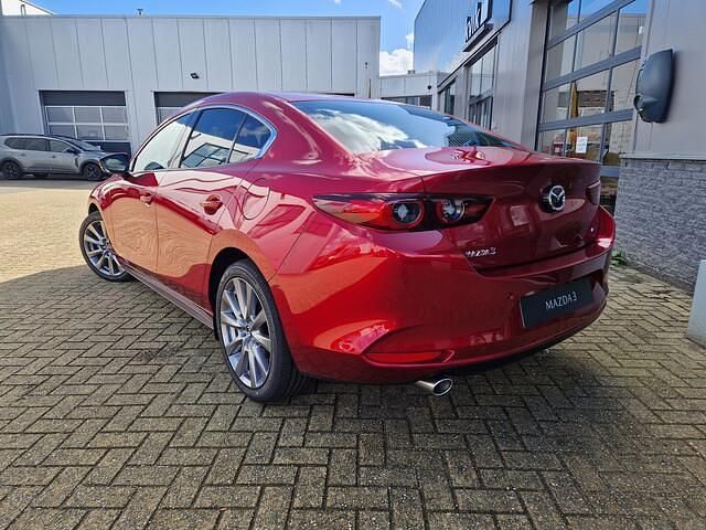 Nieuw Mazda 3 Takumi-Line 140 PK (102 kW) 2025 Rood Sedan