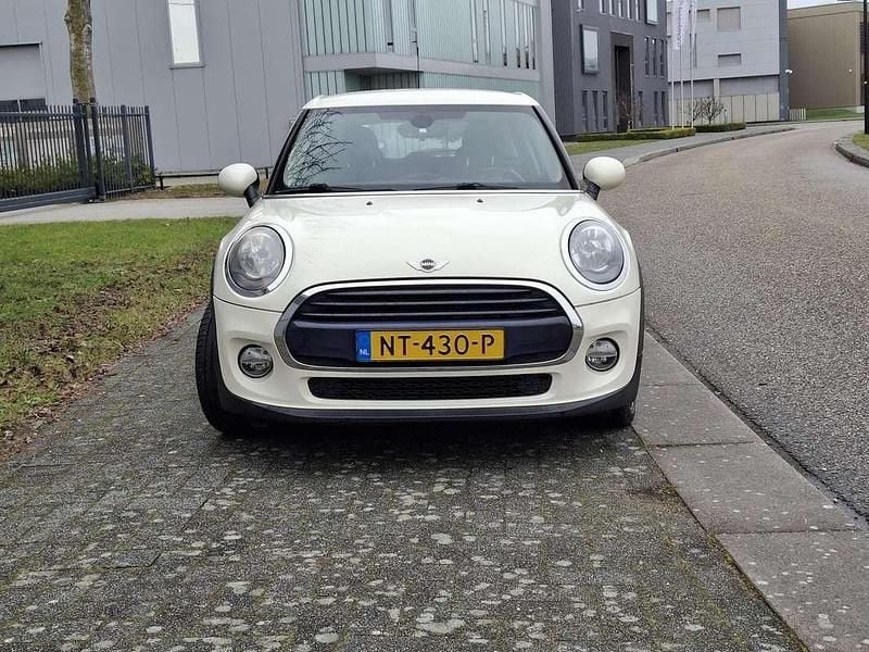 Occasion Mini Cooper Chili 136 PK (100 kW) 2016 Beige Hatchback