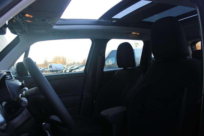 Nieuw Jeep Renegade Altitude 129 PK (94 kW) 2025 Blauw SUV