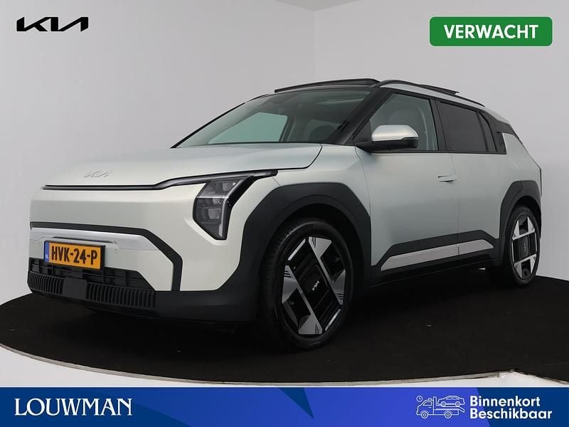Ivory silver matte Gebruikt 2025 Kia EV3 Advance SUV | € 43.940 (Duur) - Afbeelding 1/4