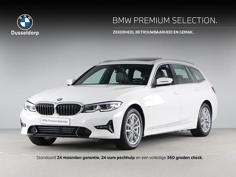 Occasion BMW 320e Sport Line 204 PK (150 kW) 2021 Wit Stationwagen
