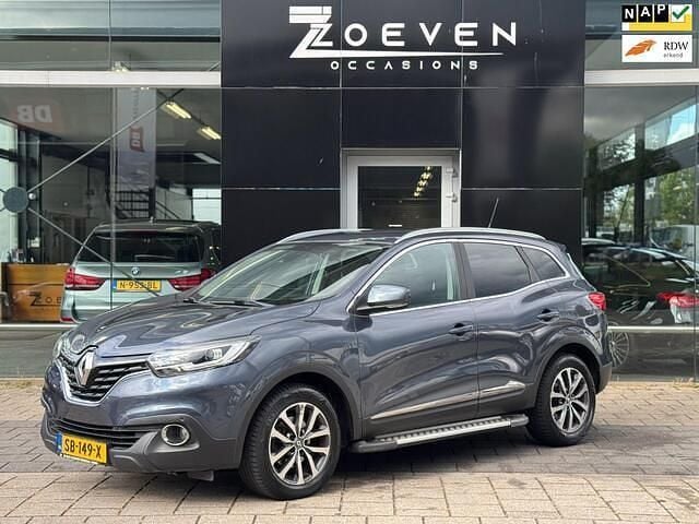 Grijs Gebruikt 2015 Renault Kadjar Intens SUV | € 9.995 (Eerlijke prijs) - Afbeelding 1/4