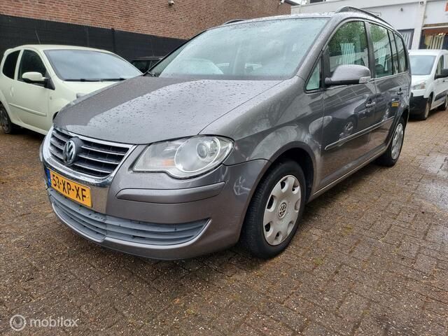 Grijs Gebruikt 2007 VW Touran Highline MPV | € 3.450 (Eerlijke prijs) - Afbeelding 1/4