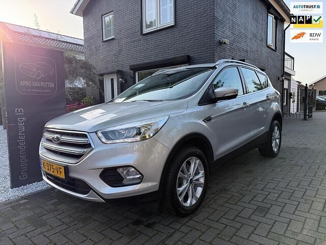 Grijs Gebruikt 2019 Ford Kuga Titanium SUV | € 19.900 (Eerlijke prijs) - Afbeelding 1/4