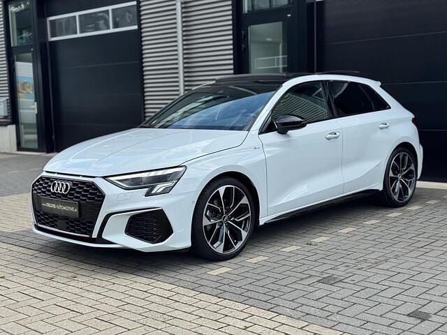 Occasion Audi A3 Sportback S-Line 150 PK (110 kW) 2021 Wit Hatchback
