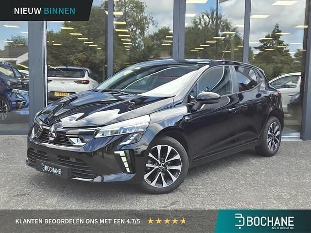 Zwart Gebruikt 2024 Mitsubishi Colt Intense Hatchback | € 23.950 (Iets duurder) - Afbeelding 1/4
