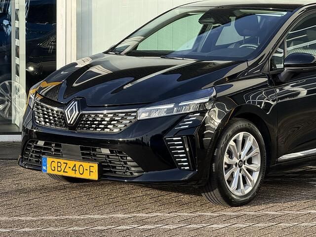 Occasion Renault Clio V Evolution 91 PK (66 kW) 2024 Zwart Hatchback