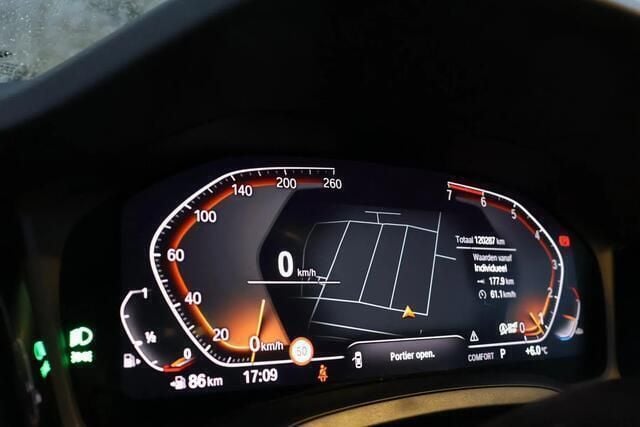 Occasion BMW 330 Efficient Dynamics 259 PK (190 kW) 2019 Grijs, metallic lak Stationwagen