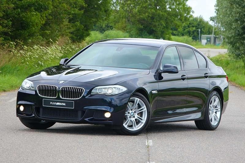 Zwart Gebruikt 2010 BMW 528 M Sport Sedan | € 24.750 (Duur) - Afbeelding 1/4