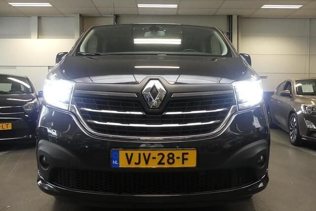 Zwart Gebruikt 2021 Renault Trafic Business MPV | € 21.895 (Super prijs) - Afbeelding 1/4