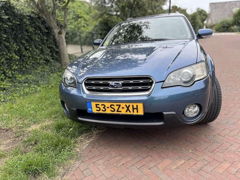 Blauw Gebruikt 2006 Subaru Outback SUV | € 9.500 - Afbeelding 1/4