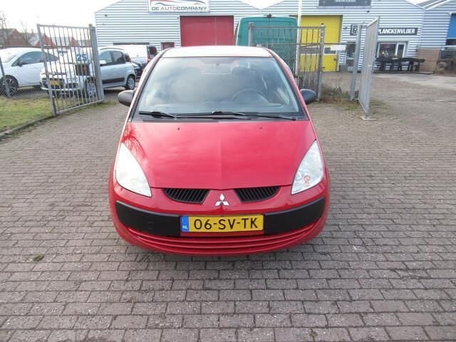 Occasion Mitsubishi Colt 75 PK (55 kW) 2006 Rood Hatchback