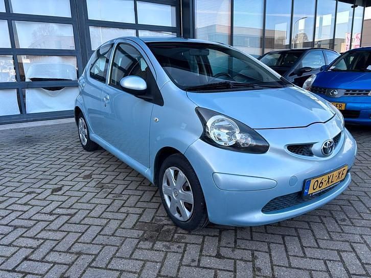 Occasion 2007 Toyota Aygo Hatchback | € 2.550 (Eerlijke prijs) - Afbeelding 1/4