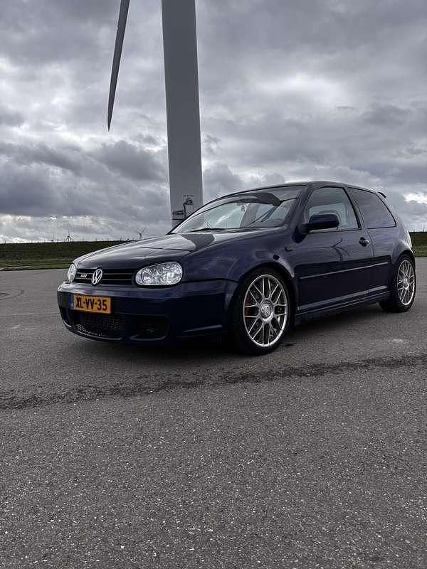 Blauw Gebruikt 1999 VW Golf IV GTI Hatchback | € 4.000 (Iets duurder) - Afbeelding 1/4