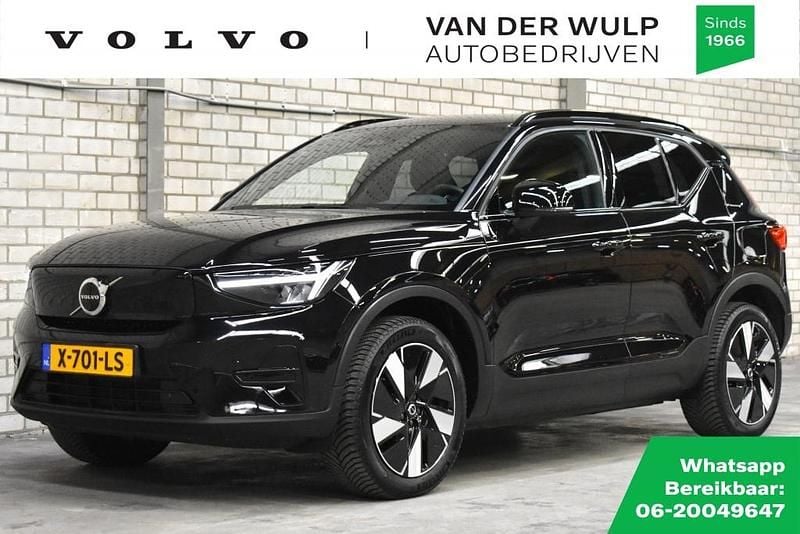 Zwart Gebruikt 2023 Volvo XC40 Plus SUV | € 36.950 (Super prijs) - Afbeelding 1/4
