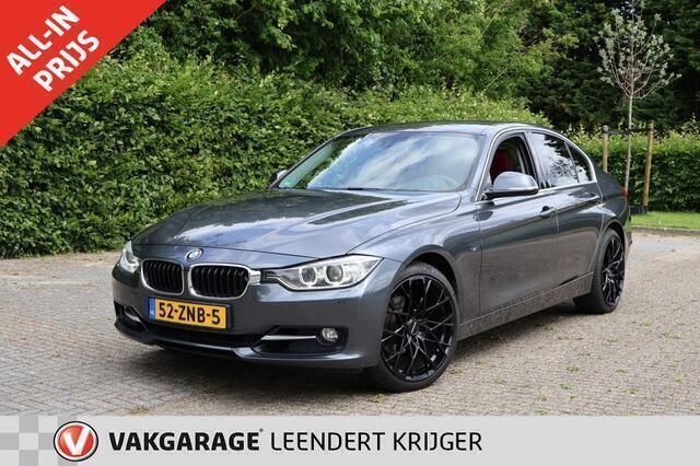 Grijs Gebruikt 2013 BMW 320 Executive Sedan | € 8.950 (Eerlijke prijs) - Afbeelding 1/4