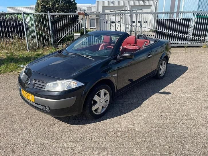 Occasion Renault Mégane II Luxe 113 PK (83 kW) 2004