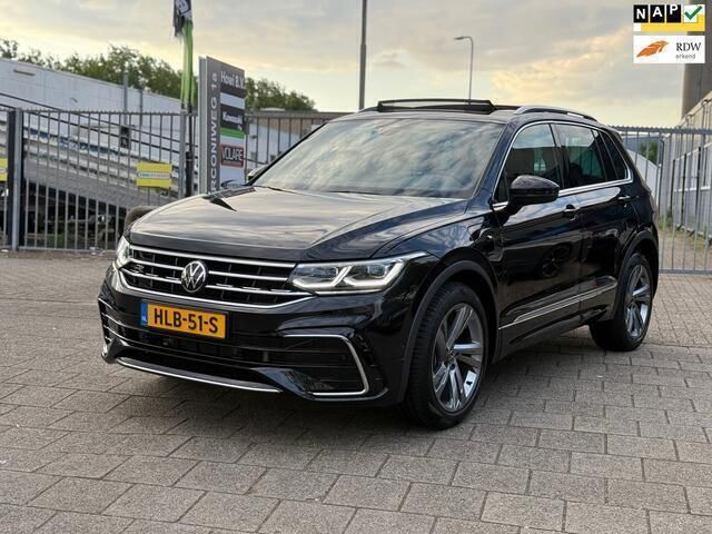 Zwart Gebruikt 2021 VW Tiguan Business SUV | € 35.499 (Duur) - Afbeelding 1/4