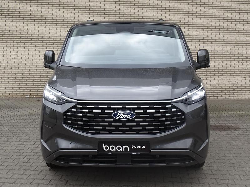 Nieuw Ford Tourneo Titanium X 233 PK (171 kW) 2025 Grijs