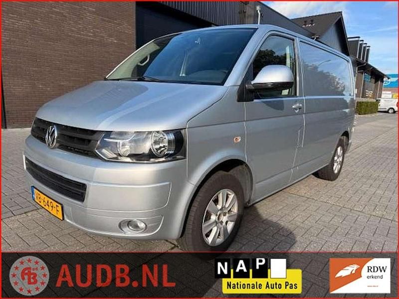 Zilver Gebruikt 2013 VW T5 Trendline Van | € 7.950 (Super prijs) - Afbeelding 1/4