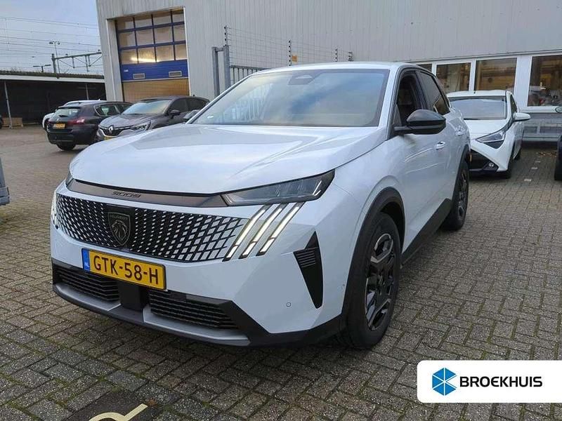Wit Gebruikt 2024 Peugeot e-3008 Allure SUV | € 34.900 - Afbeelding 1/4