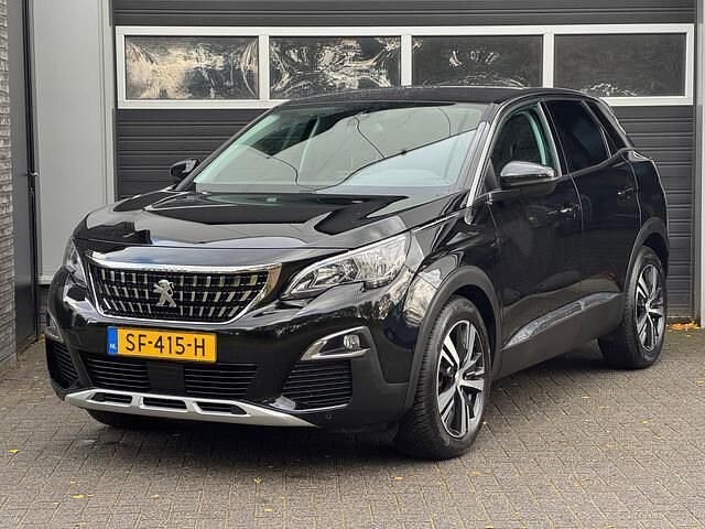 Zwart Gebruikt 2018 Peugeot 3008 Allure SUV | € 14.950 (Goede deal) - Afbeelding 1/4