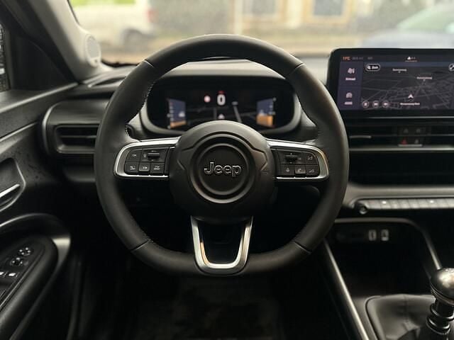 Occasion Jeep Avenger Altitude 101 PK (74 kW) 2023 Zwart SUV