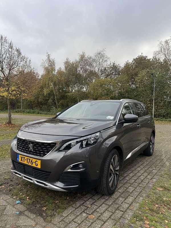 Grijs Gebruikt 2019 Peugeot 5008 Allure MPV | € 16.000 (Goede deal) - Afbeelding 1/4