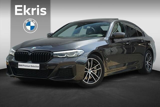 Grijs Gebruikt 2022 BMW 530 M Sport Sedan | € 45.950 (Eerlijke prijs) - Afbeelding 1/4