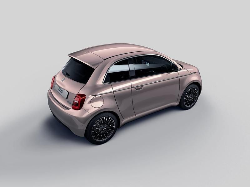 Nieuw Fiat 500e La Prima 86 kW (118 PK) 2025 Oro rosa (237) Hatchback