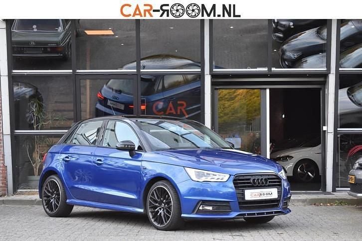 Blauw Gebruikt 2017 Audi A1 Sportback S-Line Hatchback | € 16.950 (Eerlijke prijs) - Afbeelding 1/4