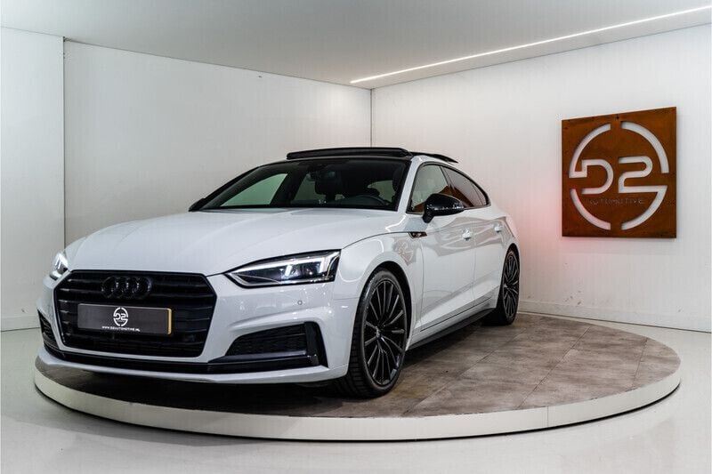 Wit Gebruikt 2018 Audi A5 S-Line Coupé | € 29.980 (Eerlijke prijs) - Afbeelding 1/4