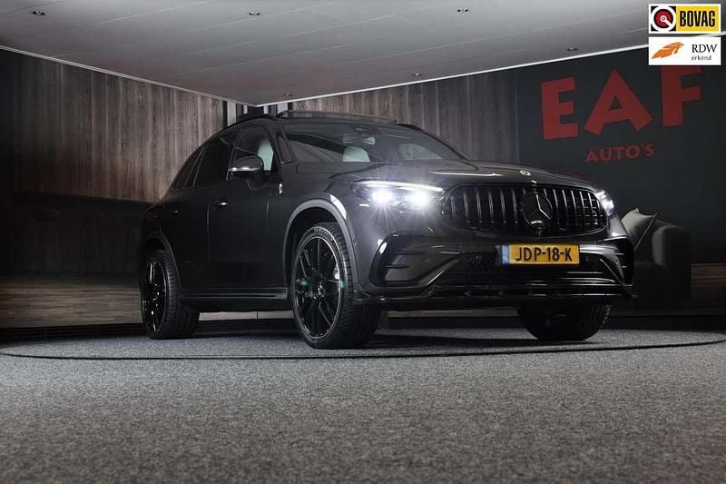 Grijs Gebruikt 2023 Mercedes GLC63 AMG AMG SUV | € 78.950 - Afbeelding 1/3