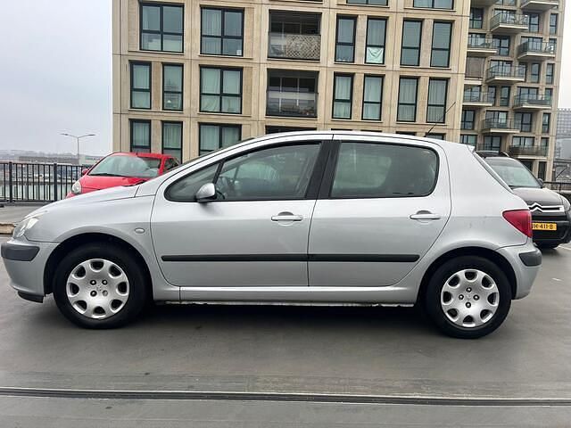Occasion Peugeot 307 75 PK (55 kW) 2002 Grijs Hatchback