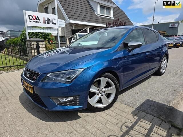 Blauw Gebruikt 2013 Seat Leon FR Hatchback | € 9.950 (Eerlijke prijs) - Afbeelding 1/4