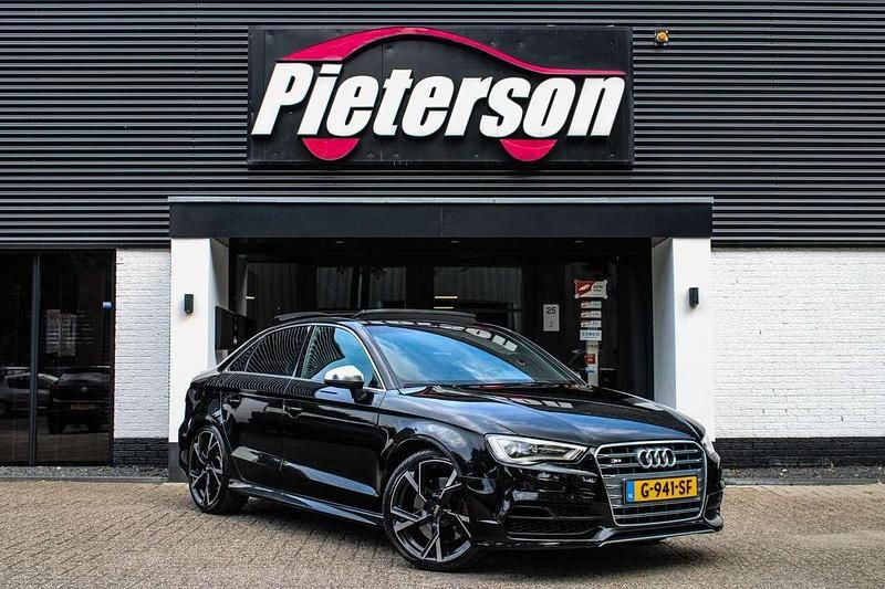 Zwart Gebruikt 2015 Audi S3 Sedan | € 21.950 (Eerlijke prijs) - Afbeelding 1/4
